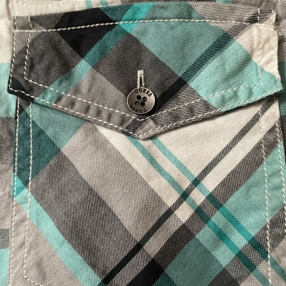 GUESS men’s plaid button up regular fit shirt - Picture 2 of 4